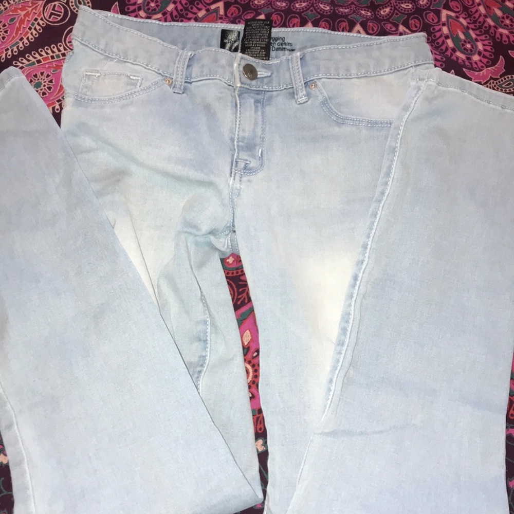 Plain light jeans